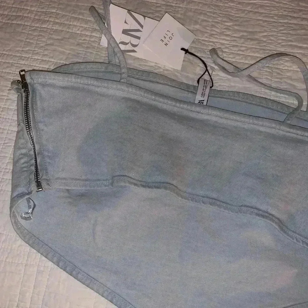 Zara - Picture 4 of 4